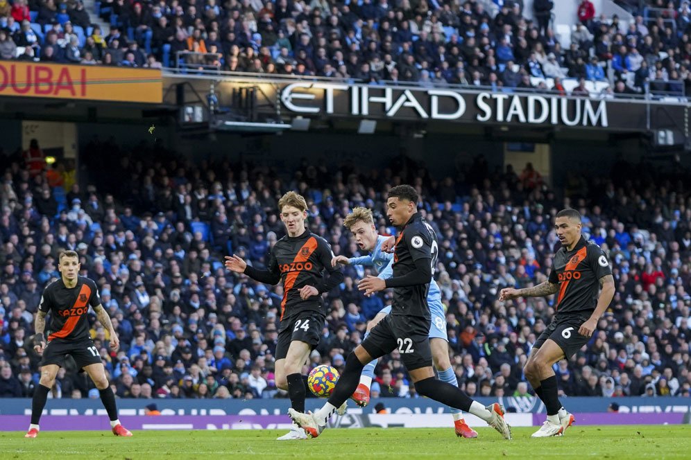 Man City Gilas Everton, Fans: Balikin Cancelo ke Juve, Gak Ada Obeng, Manchester Ori!