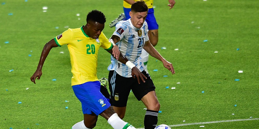 Video: Vinicius Junior Pamer Skill Rainbow Flick di Laga Argentina vs Brasil