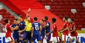 Keren, Ketika Pelatih Singapura Beri Contoh Apa itu Respek pada Wasit Keren, Ketika Pelatih Singapura Beri Contoh Apa itu Respek pada Wasit
