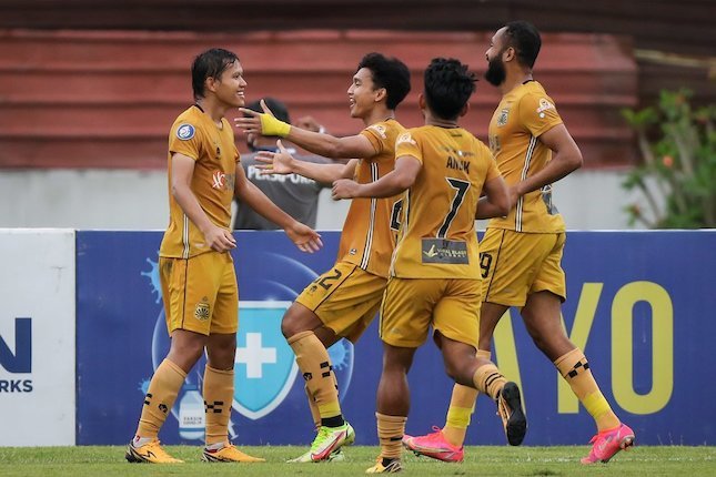 Bhayangkara fc vs persebaya