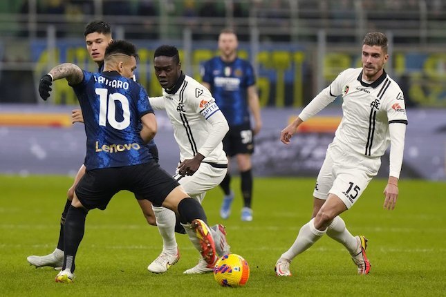 Inter Milan vs Spezia di giornata 15 Serie A 2021-22 di Giuseppe Meazza, Kamis (02/12/2021) dini hari WIB. (c) AP Photo