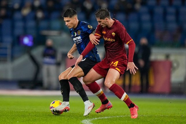 Inter Milan mengalahkan tuan rumah AS Roma di Olimpico dalam lanjutan Serie A, Minggu (5/12/2021) dini hari WIB. (c) AP Photo