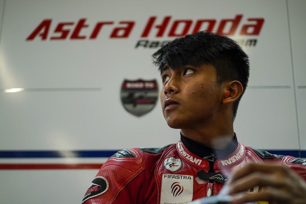 Tekad Pembalap Indonesia yang Tunggangi Honda Team Asia untuk Moto3 2022