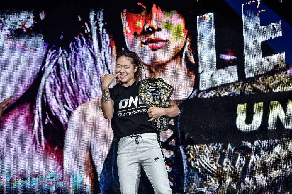 ONE Championship: Angela Lee Bicara Pertarungan antara Stamp Fairtex vs Ritu Phogat