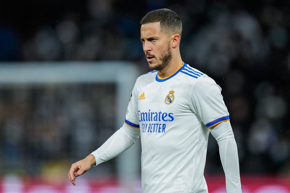 Real Madrid Diskon Besar Harga Jual Hazard, Siapa Mau?