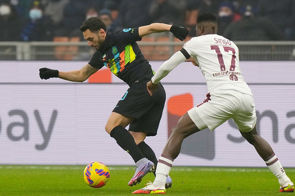 Hasil, Klasemen, dan Top Skor Liga Italia: Duo Milan Tutup 2021 Dengan Kemenangan