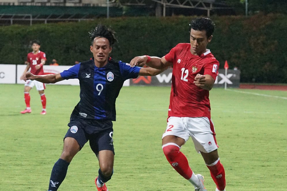 Piala AFF 2020: Pratama Arhan Tumbang, Siapa yang Cocok Jadi Bek Kiri Timnas Indonesia?