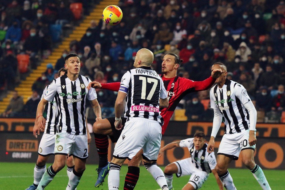 5 Pelajaran Duel Udinese vs AC Milan: Rotasi Pioli Membawa Petaka, Untung Ada Ibrahimovic