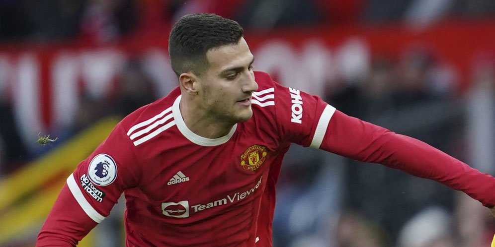 Pergelangan Kaki Sobek, Diogo Dalot Bisa Bermain Lawan Aston Villa Pergelangan Kaki Sobek, Diogo Dalot Bisa Bermain Lawan Aston Villa