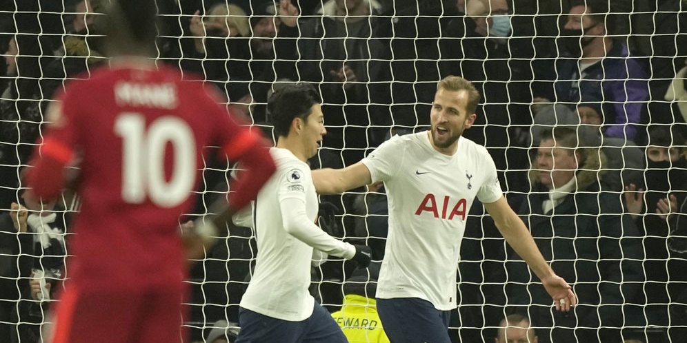 Tak Merasa Bersalah, Kane Mengaku Kaget Dapat Kartu Kuning Usai Sikat Robertson