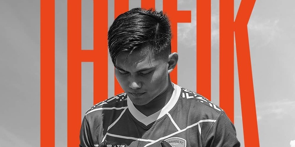 VIDEO: Detik-detik Benturan Keras Kiper Tornado FC, Taufik Ramsyah di Liga 3