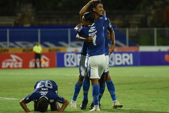 Pemain muda Persib, Kakang Rudianto, merayakan gol pada laga pekan ke-21 BRI Liga 1 2021/2022 (c) PERSIB.co.id/Amandeep Rohimah