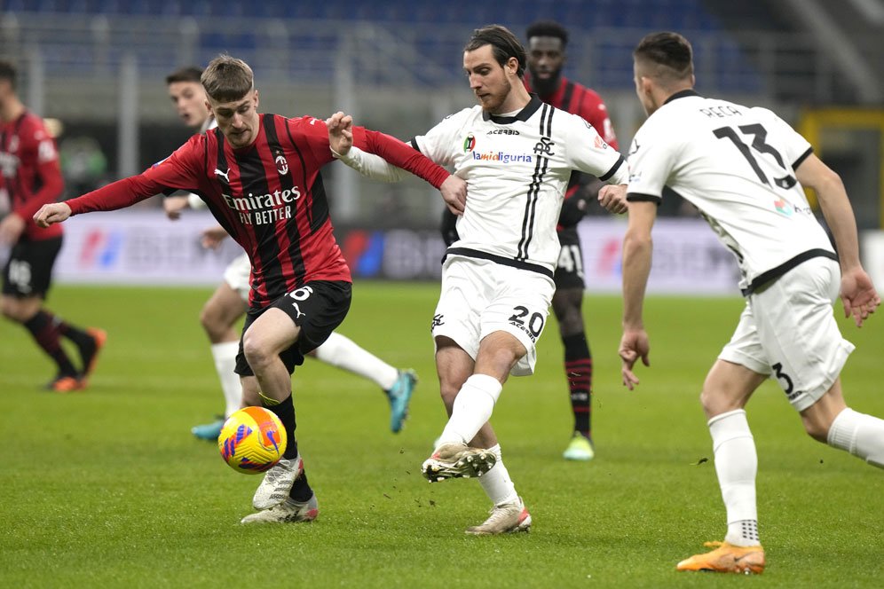 AIA Minta Maaf Pada AC Milan, Wasit Lawan Spezia Bakal Dijatuhi Sanksi