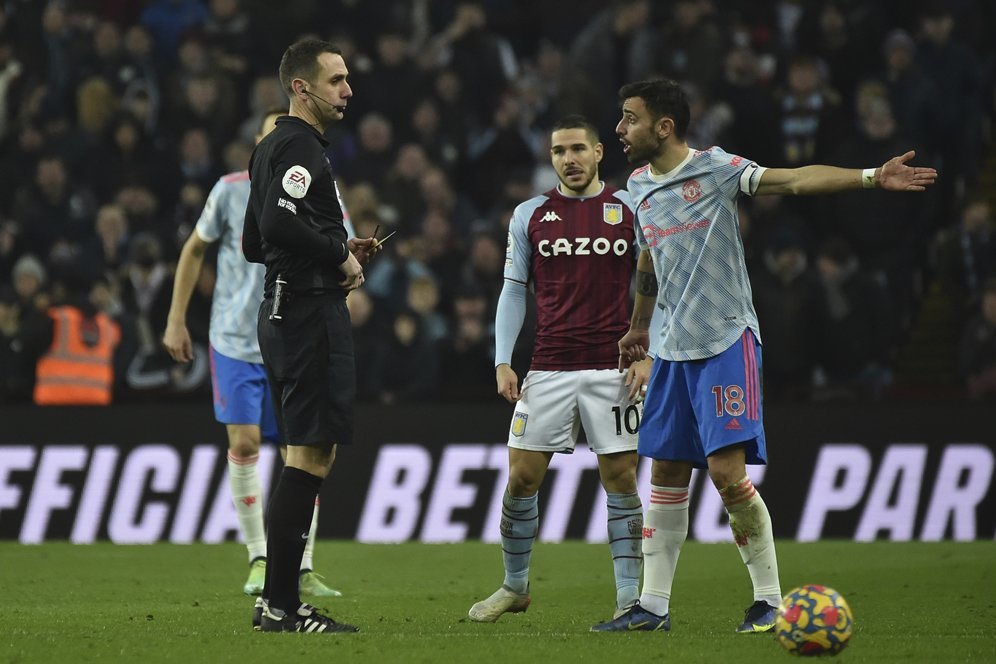 Pujian Setinggi Langit Eks Man City buat Bruno Fernandes: Dia Sudah Kembali