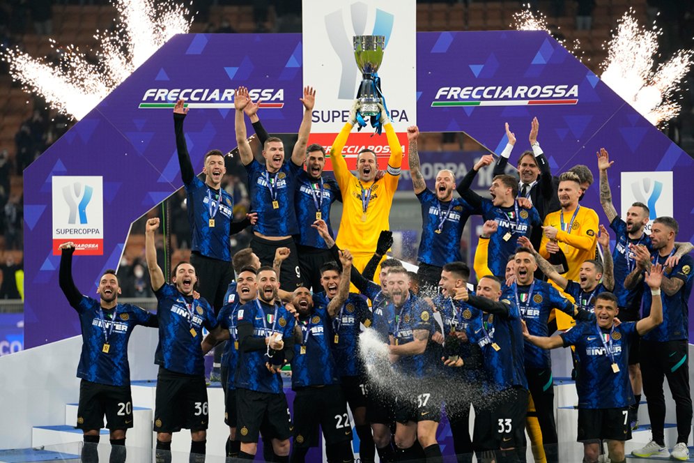 Luapan Kegembiraan Pemain Inter di Media Sosial Usai Juara Piala Super Italia