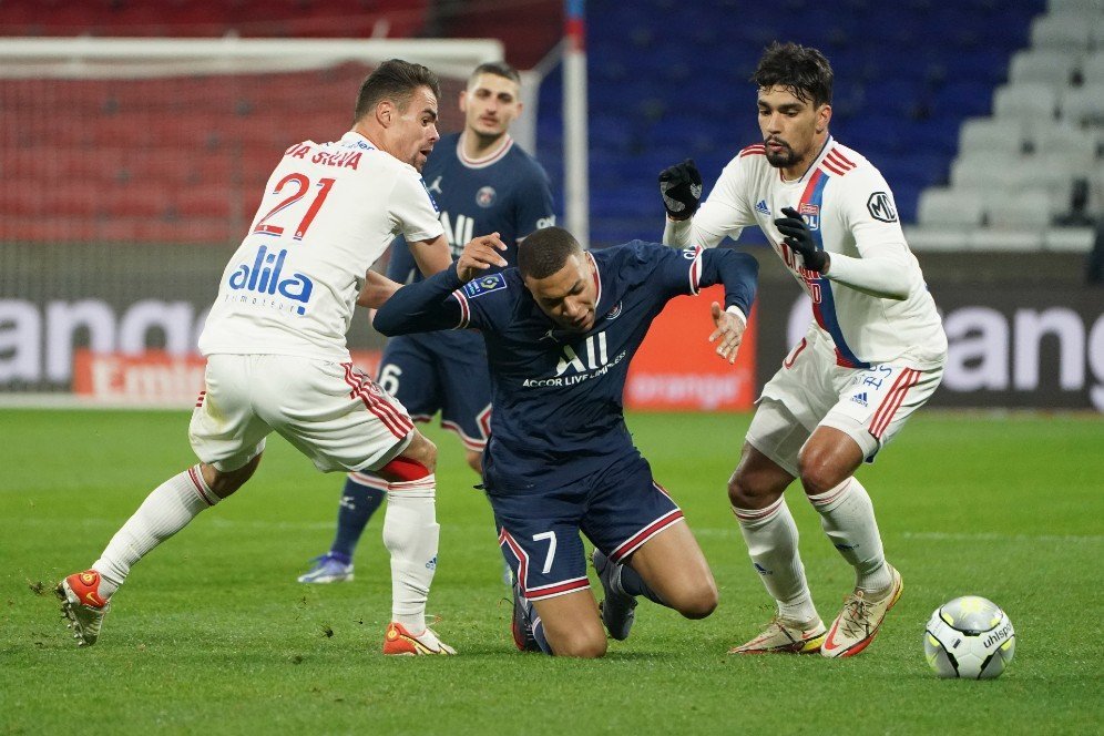 Hasil Pertandingan Lyon vs PSG: Skor 1-1