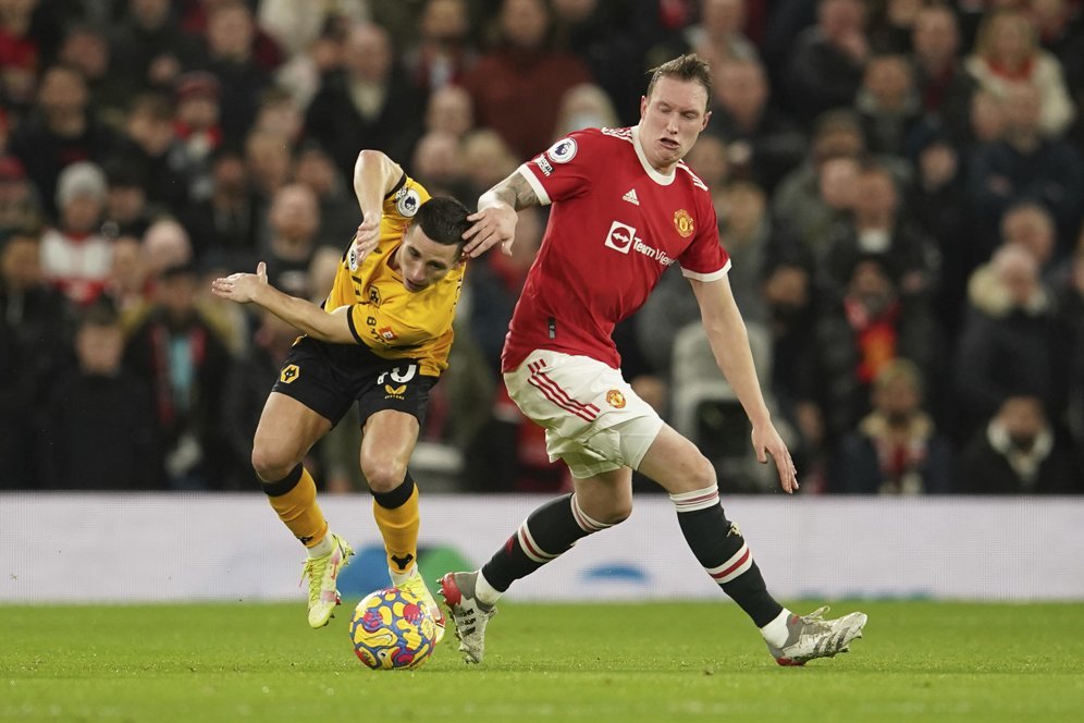 Bordeaux, Klub yang Serius Ingin Datangkan Phil Jones!