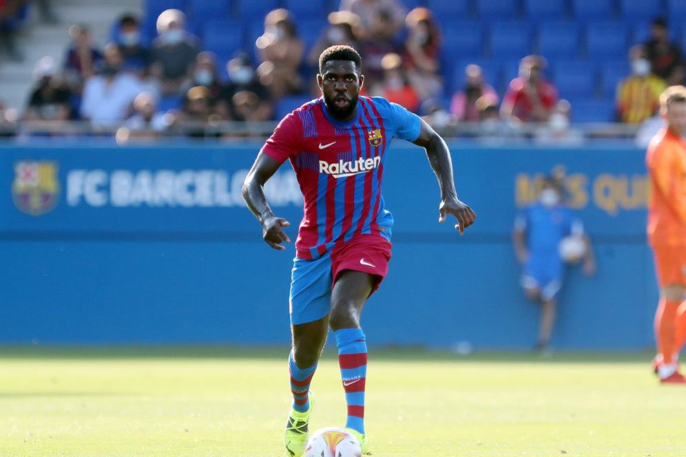 Kontrak Baru, Siasat Barcelona untuk Jual Samuel Umtiti?