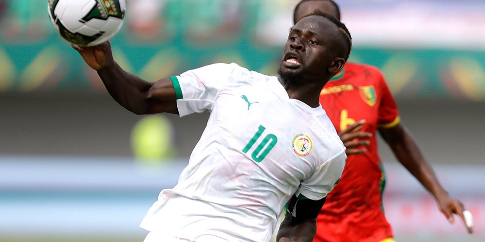 Timnas Malawi: Bayangkan Bila Sadio Mane Mencuci Pakaian Dalamnya Sendiri dan Menjemurnya di Semak-s