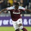 Azab untuk Zouma Usai Aniaya Kucing: Diputus Sponsor, Didenda West Ham, Dirundung Fans Lawan