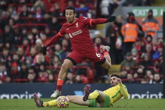 Liverpool Turunkan Fabinho dan Thiago