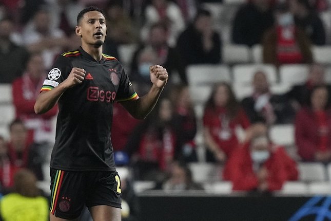 Sebastien Haller Tumpul