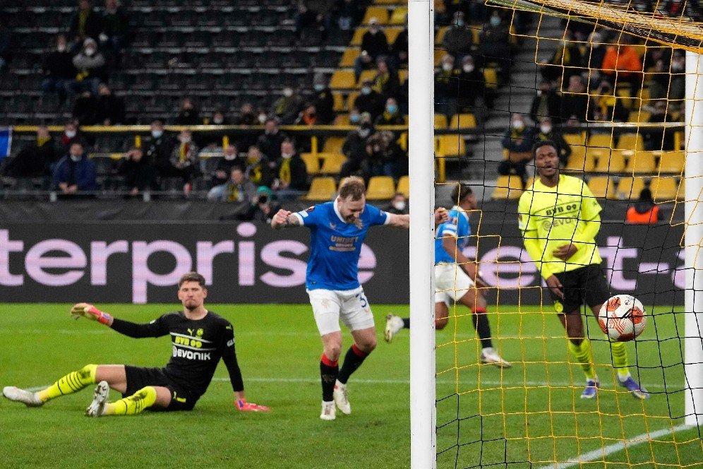 Tanpa Erling Haaland, Borussia Dortmund Kena Bantai Rangers 2-4 Tanpa Erling Haaland, Borussia Dortmund Kena Bantai Rangers 2-4