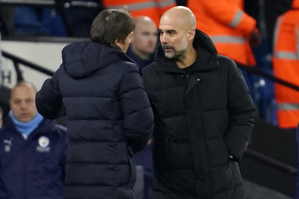 Antonio Conte, 'Monster' di Hadapan si Jenius Pep Guardiola