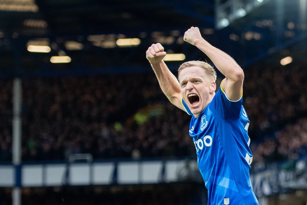 Bulan-Bulan Pembuktian Donny van de Beek