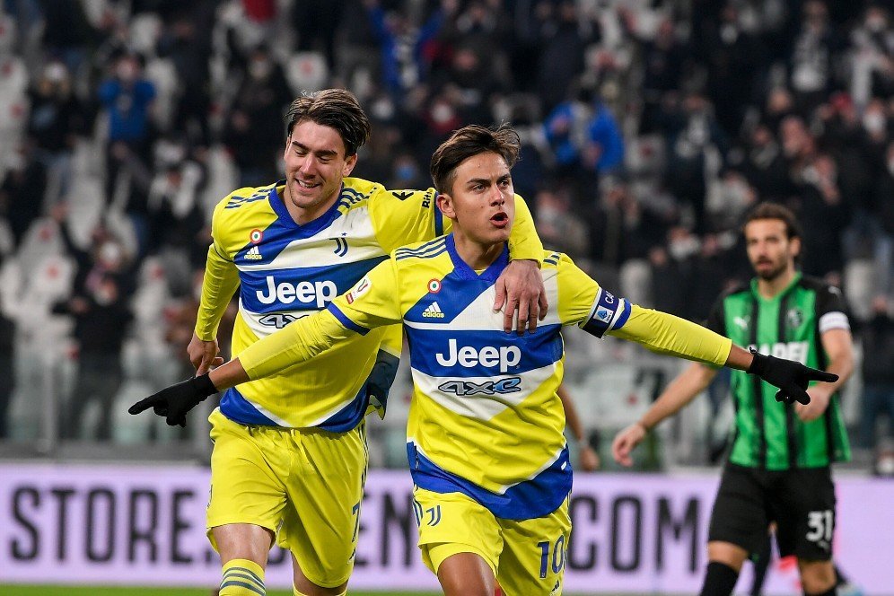 'Resta Con Noi', Chant Rayuan dari Fans Juventus untuk Paulo Dybala