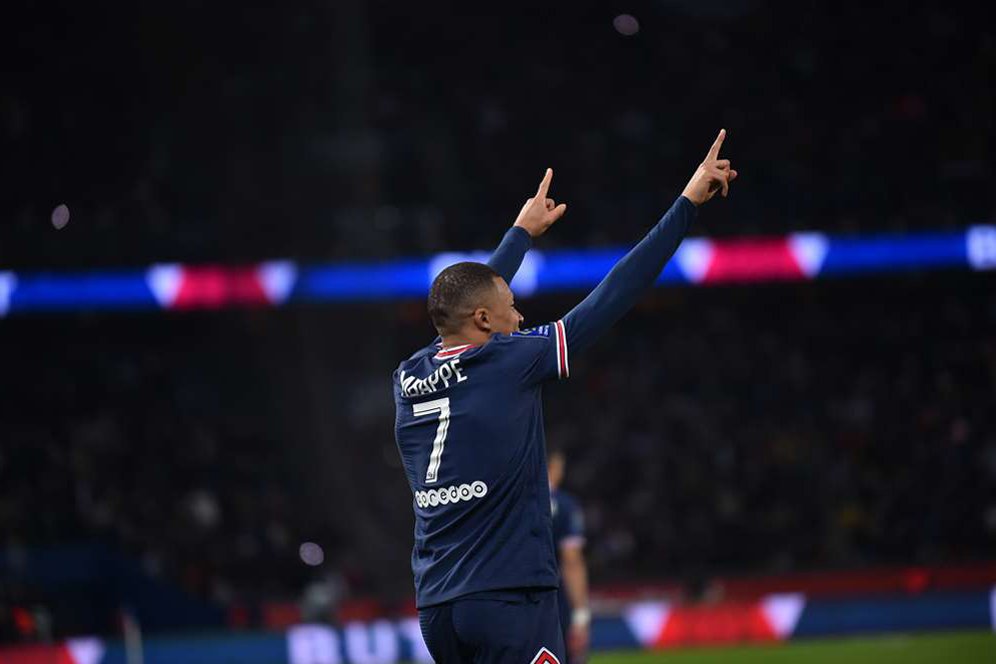 Mbappe Sensasional, Gabungan Henry-Ronaldo, Harus Juara UCL Sih!