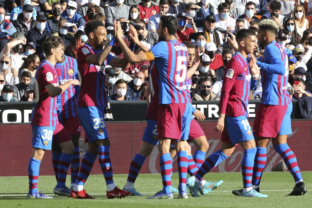 Hasil Pertandingan Valencia vs Barcelona: Skor 1-4