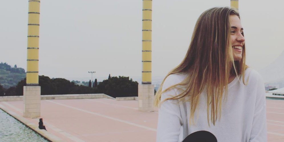 Anna Torroda, Gelandang dan Bek Valencia Femenino dengan Spek Model ...