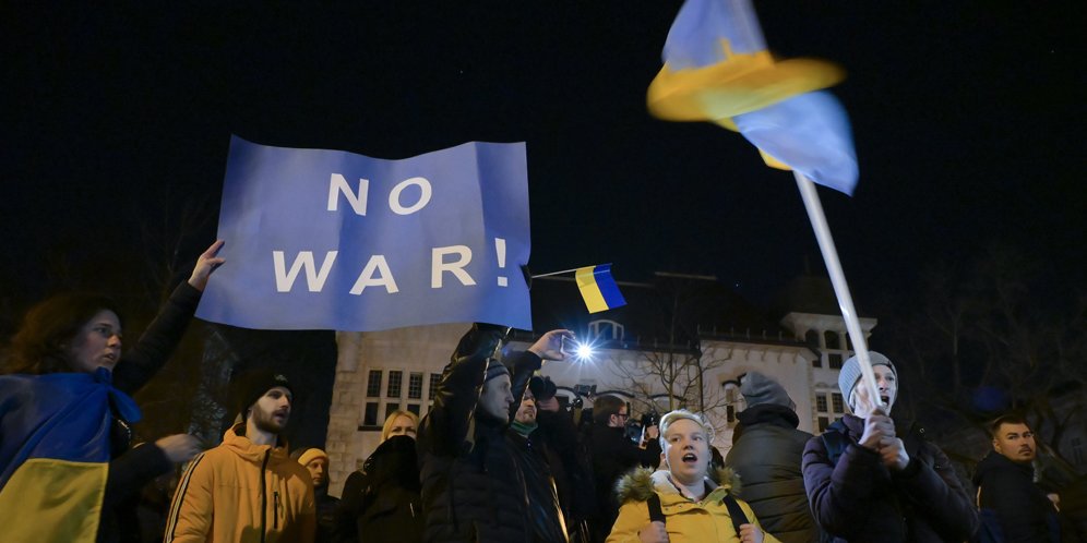 Pesan 'Hentikan Perang' di Lapangan Hijau: Dari Slavia Praha, Barcelona Hingga Pemain Rusia Pesan 'Hentikan Perang' di Lapangan Hijau: Dari Slavia Praha, Barcelona Hingga Pemain Rusia