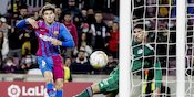 Dijuluki 'The Next Iniesta', Mengapa Riqui Puig Justru Flop?