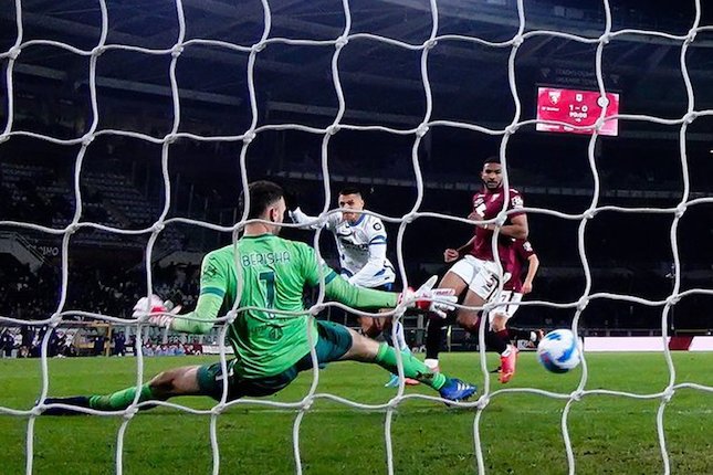 Alexis Sanchez mencetak gol pada laga Torino vs Inter Milan di pekan ke-29 Serie A 2021/2022 (c) Inter Milan