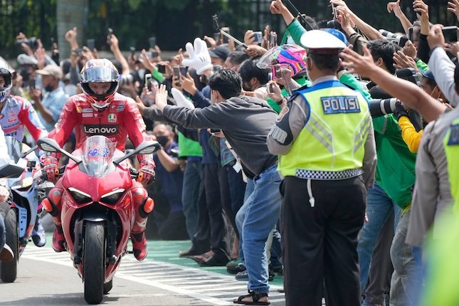 Tak Percaya Sebelum Lihat Sendiri