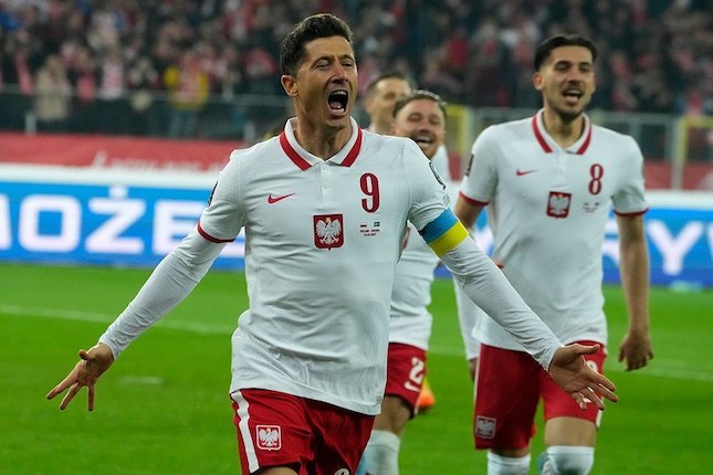 1. Robert Lewandowski (Polandia)