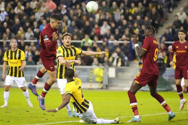 Head-to-Head dan Performa