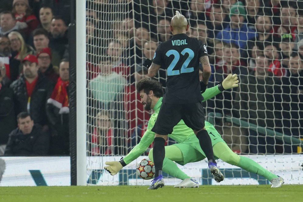 Liverpool vs Inter, Performa Nerrazurri Dipuji Alisson