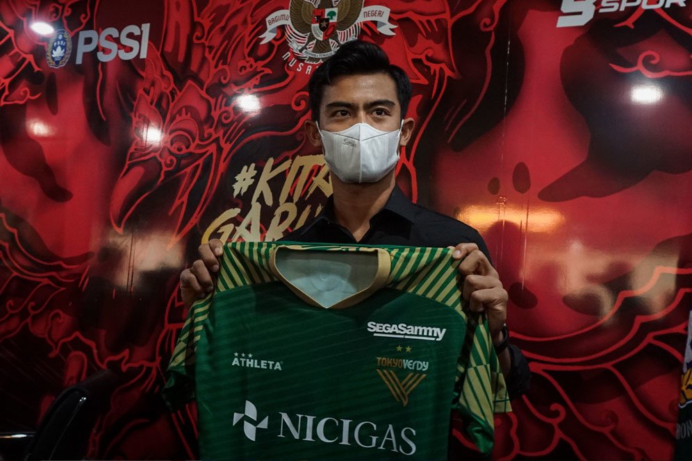 Tiba di Jepang, Pratama Arhan Dapat Sambutan Hangat dari Fans Tokyo Verdy