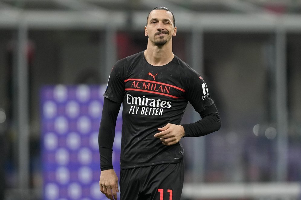 Zlatan Ibrahimovic Persilakan Publik Mengkritik Stefano Pioli