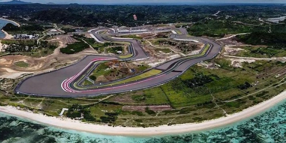 Video: Bersolek demi Jamu MotoGP Indonesia 2024, Sirkuit Mandalika Dicat Ulang