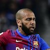 Dani Alves Kecam Barcelona: Mereka Tak Pedulikan Legenda Sendiri!