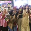 Mengintip Keseruan Gathering Gilang Gombloh dan Priscila Lee di Kapanlagi Buka Bareng Vol 3 Mengintip Keseruan Gathering Gilang Gombloh dan Priscila Lee di Kapanlagi Buka Bareng Vol 3
