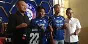 Arema FC Resmi Datangkan Hanis Saghara, Hasyim Kipuw, dan Ilham Udin Armaiyn
