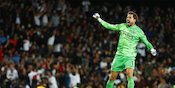 Senangnya Kiper Eintracht Frankfurt Dapat Hadiah dari Model Asal Brasil usai Menyingkirkan Barcelona Senangnya Kiper Eintracht Frankfurt Dapat Hadiah dari Model Asal Brasil usai Menyingkirkan Barcelona