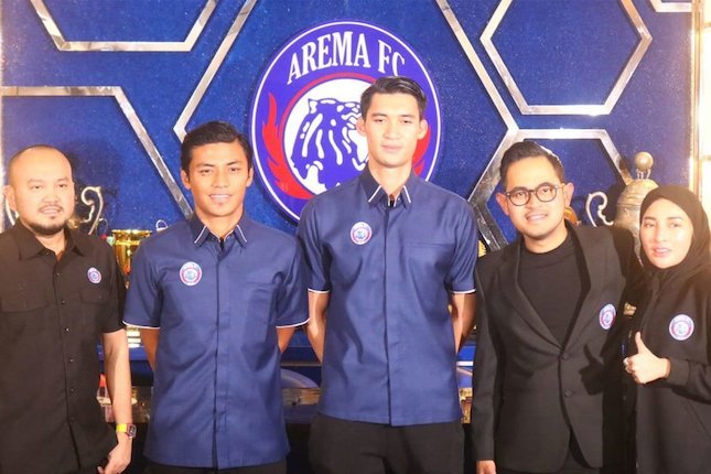 Arema FC resmi memperkenalkan Irsyad Maulana dan Syaeful Anwar sebagai pemain mereka di musim 2022/23 (c) Ist untuk Bola.net