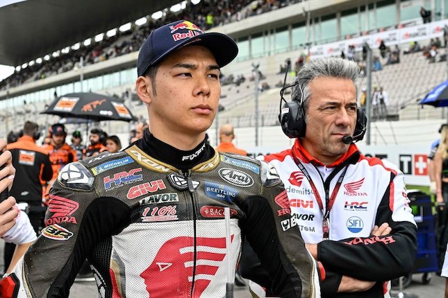 Takaaki Nakagami dan Giacomo Guidotti (c) LCR Honda