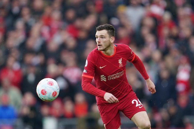 Bek Kiri: Andrew Robertson (Skotlandia) - Liverpool